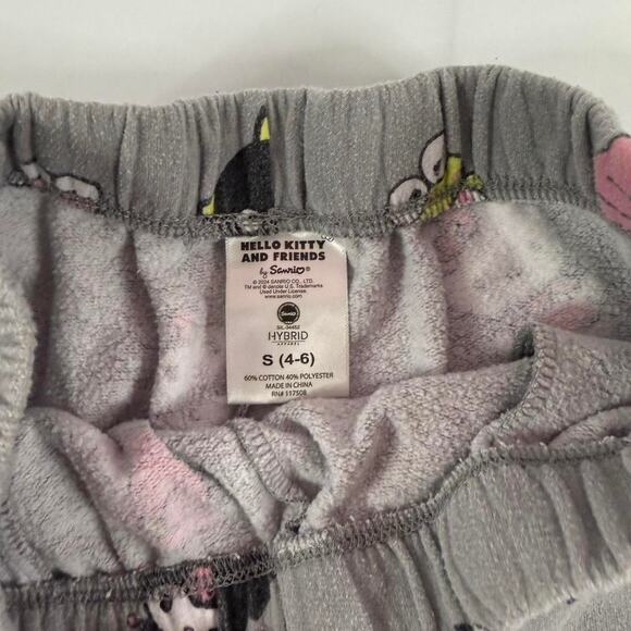 Vintage Hello Kitty Shorts Size Small - Picture 3 of 4